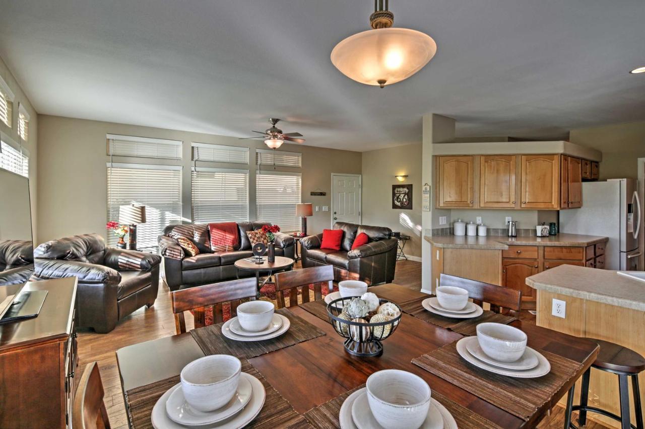 Rivers Edge Golf Condo With Beach Access And Patio! Needles Kültér fotó