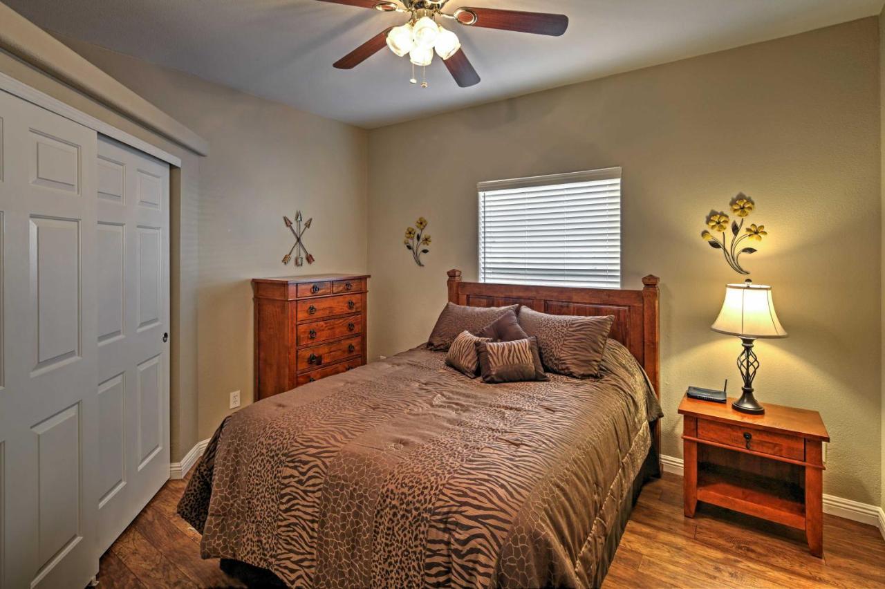 Rivers Edge Golf Condo With Beach Access And Patio! Needles Kültér fotó